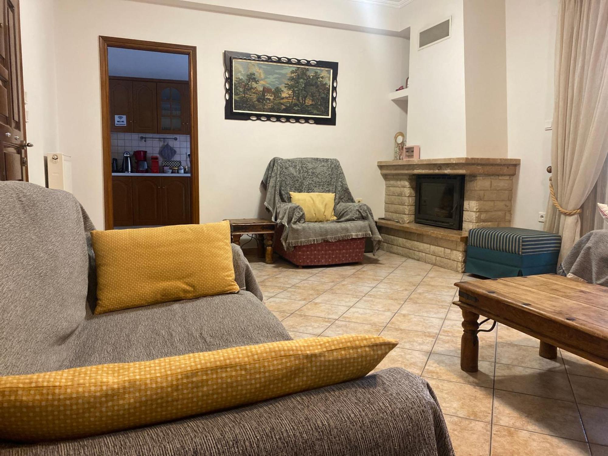 Cozy & Quiet City Apartment Tríkala Kültér fotó