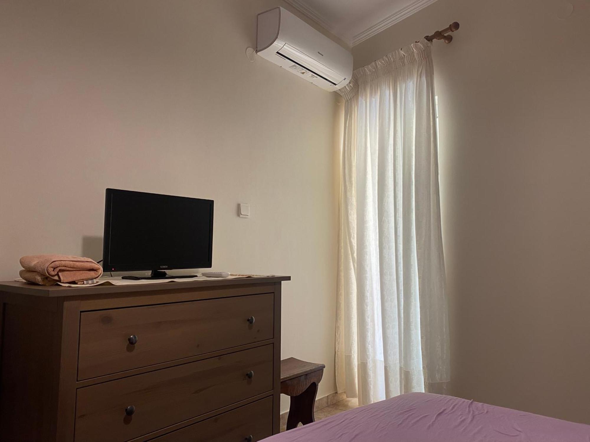 Cozy & Quiet City Apartment Tríkala Kültér fotó